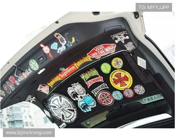 南京滑板队的包夹战术解析与滑板文化的深度融合探讨