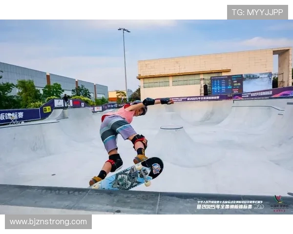 西安滑板队在全国滑板速度排行榜中荣获第九名的佳绩