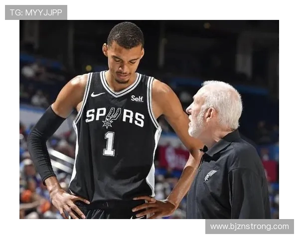 文班亚马新秀赛季表现惊艳场均数据领先全联盟引发热议