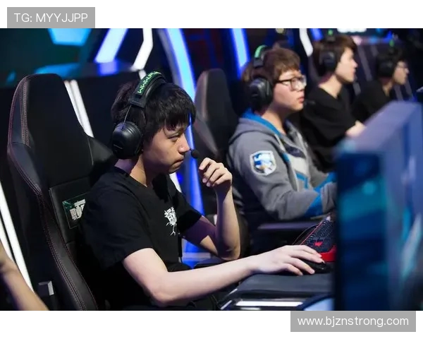 EDG战队在CSGO赛事中的耐力表现分析与战术探讨