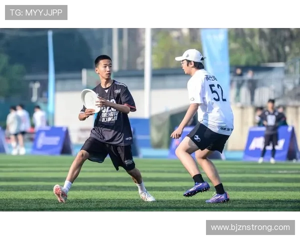 成都飞盘队与杭州飞盘队实力对比赛后分析与总结